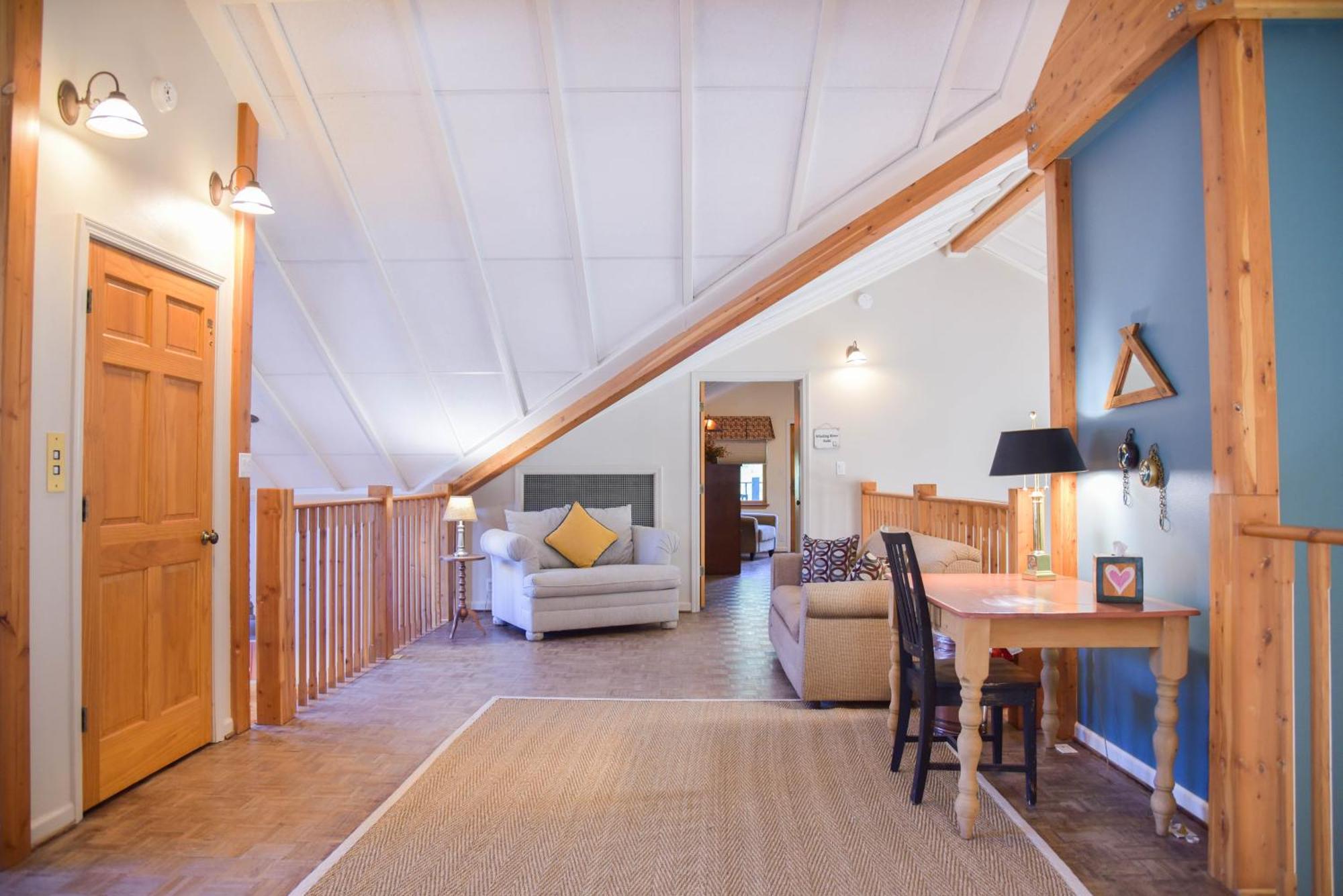 רד ריבר River Lyric Lodge - Formerly Double Dog מראה חיצוני תמונה